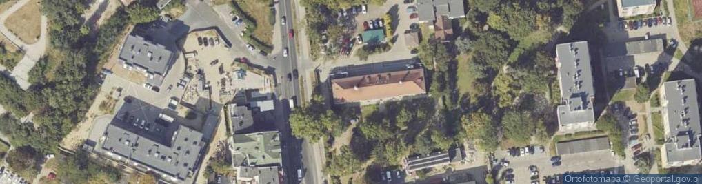 Zdjęcie satelitarne Spec. nr 34 w Zesp. Kształc. Spec. nr 1 im. Karola Wojtyły