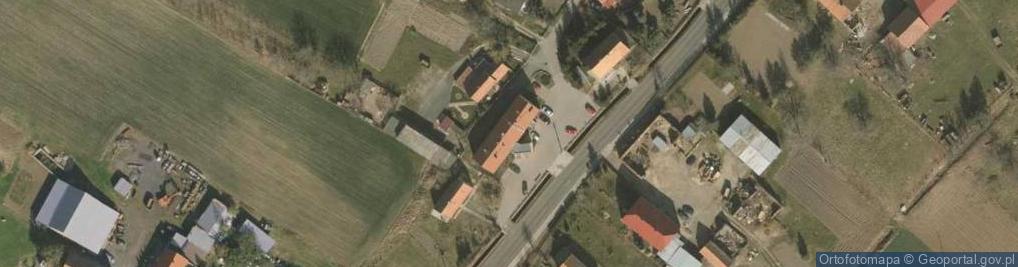 Zdjęcie satelitarne Gminny Ośrodek Zdrowia w Piotrowicach