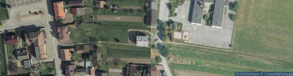 Zdjęcie satelitarne Gminny Ośrodek Zdrowia w Rzezawie, Filia w Uściu Solnym