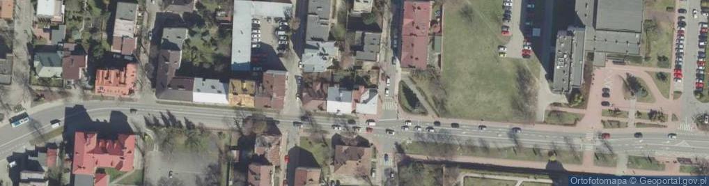 Zdjęcie satelitarne Internistyczne Gabinety Lekarskie Triada