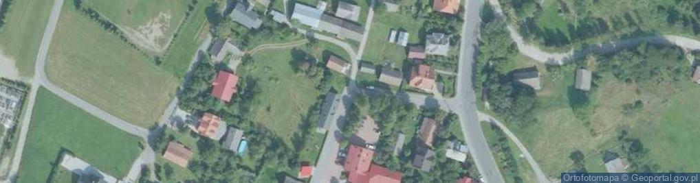 Zdjęcie satelitarne Niepubliczny Zakład Opieki Zdrowotnej w Tymbarku