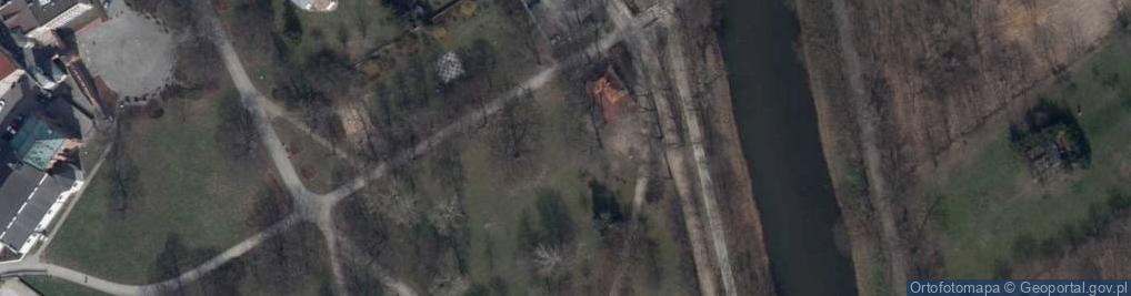 Zdjęcie satelitarne Domek Parkowego