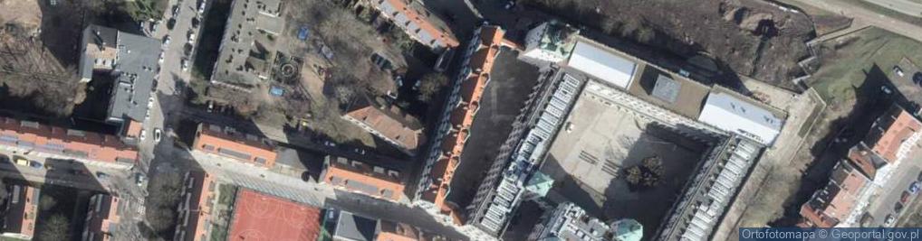 Zdjęcie satelitarne Piwnica przy krypcie