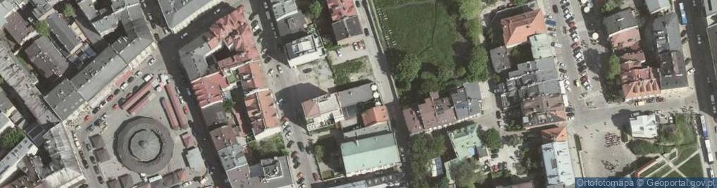 Zdjęcie satelitarne Widok na cmentarz żydowski