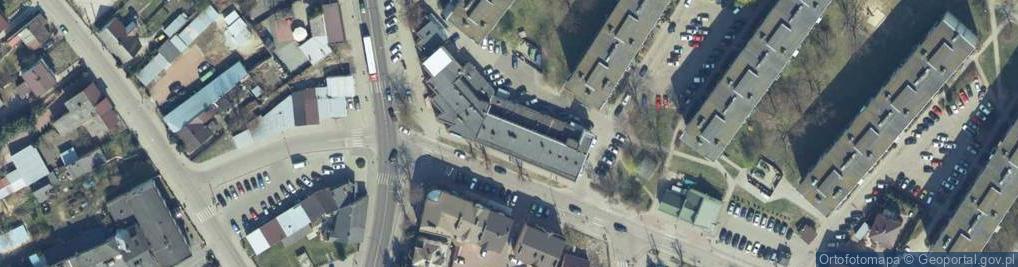 Zdjęcie satelitarne Sieć sklepow Reporter Young