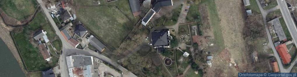 Zdjęcie satelitarne Villa Park