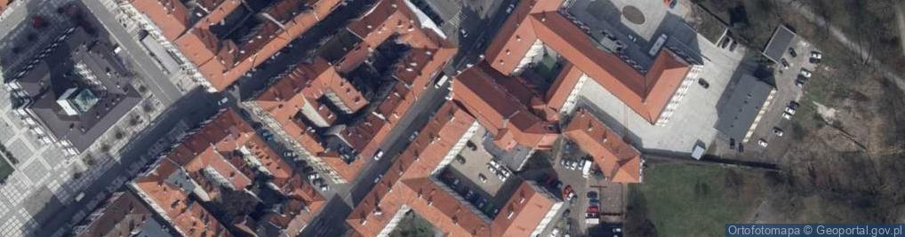 Zdjęcie satelitarne garnizonowy św. Wojciecha i Stanisława