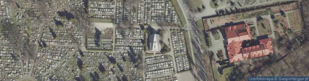 Zdjęcie satelitarne Kaplica cmentarna w Krzyżu