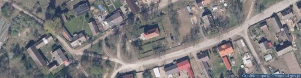 Zdjęcie satelitarne Kościół filialny Narodzenia NMP