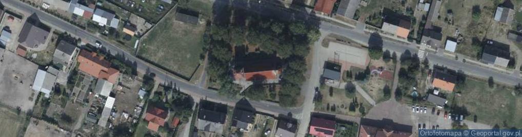 Zdjęcie satelitarne Kościół parafialny pw. Stanisława Biskupa