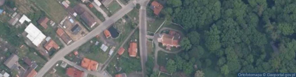 Zdjęcie satelitarne Kościół św. Wawrzyńca w Dąbrowie