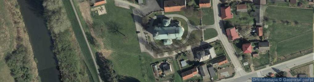 Zdjęcie satelitarne Parafia Rzymskokatolicka Św. Ap. Piotra i Pawła