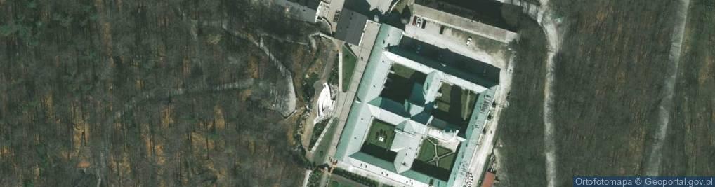 Zdjęcie satelitarne Sanktuarium Matki Bożej Szkaplerznej