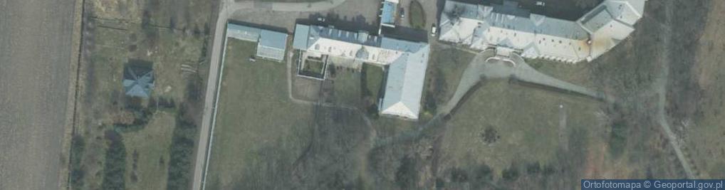Zdjęcie satelitarne Sanktuarium NMP Jazłowieckiej
