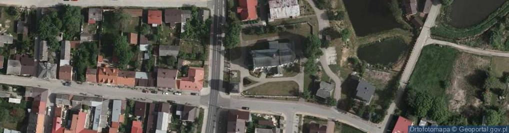 Zdjęcie satelitarne Trójcy Przenajświętszej, parafia św. Anny