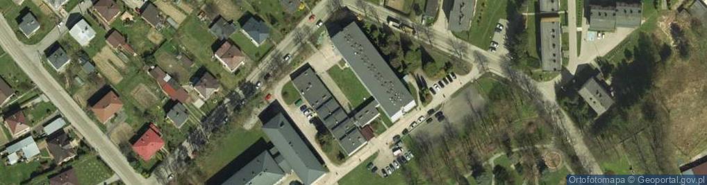 Zdjęcie satelitarne Powiatowy Zespół Placówek Oświatowych w Bieczu