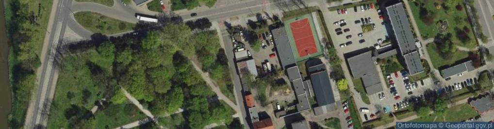 Zdjęcie satelitarne Oławskie Centrum Kultury Fizycznej