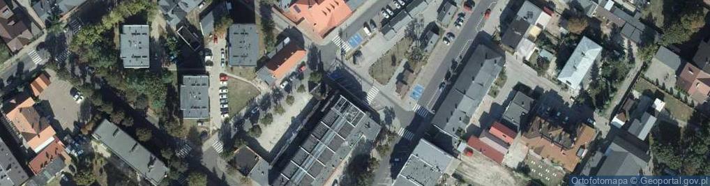 Zdjęcie satelitarne Dom Handlowy