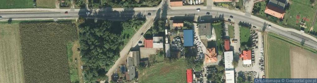 Zdjęcie satelitarne Usługi Kowalsko-Ślusarskie Oraz Wyrób Piecy C.O. Jadwiga Krystek
