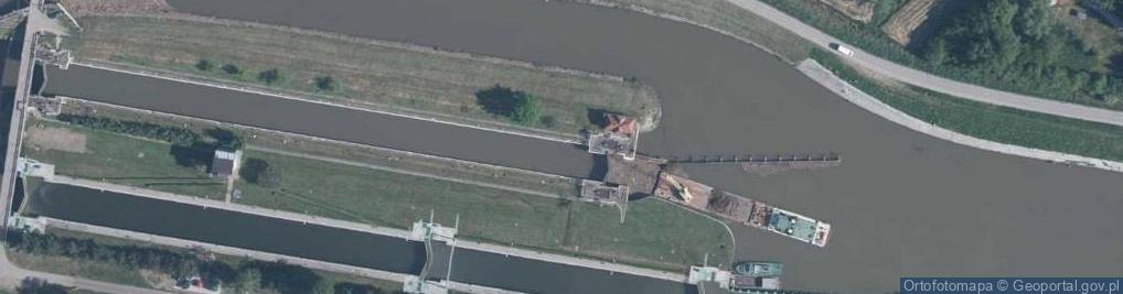 Zdjęcie satelitarne rz. Kanał Odry - śluza Janowicki [232