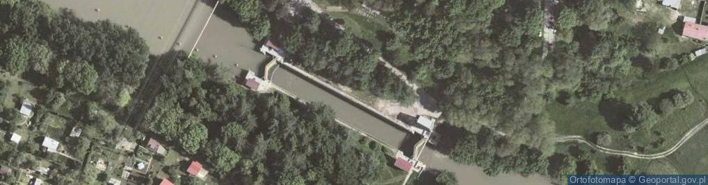 Zdjęcie satelitarne Śluza Przewóz - kanał [0