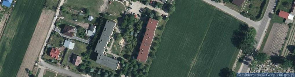 Zdjęcie satelitarne Spółdzielnia Mieszkaniowa w Adamowie