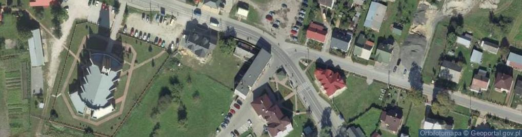 Zdjęcie satelitarne Gminna Spółdzielnia Samopomoc Chłopska w Cycowie