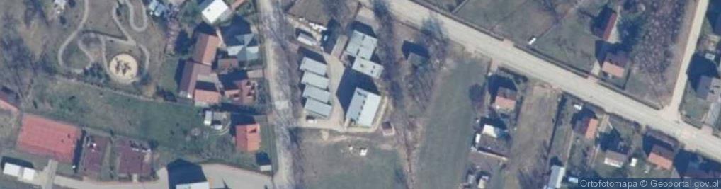 Zdjęcie satelitarne Samopomoc Chłopska Gminna Spółdzielnia
