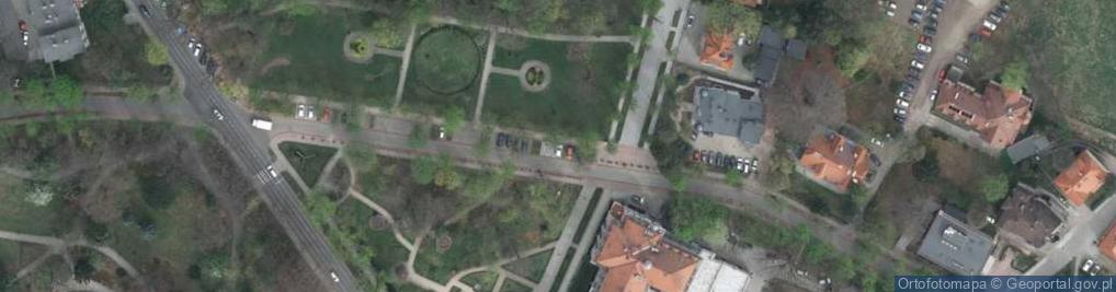 Zdjęcie satelitarne Stacja ładowania pojazdów