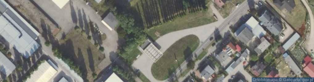 Zdjęcie satelitarne Petrotank