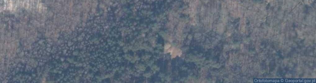 Zdjęcie satelitarne Stanowisko armaty B-13 130 mm