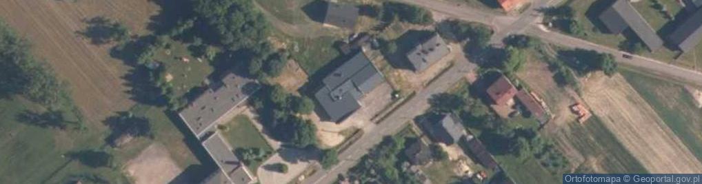 Zdjęcie satelitarne Ochotnicza Straż Pożarna w Łaznowie