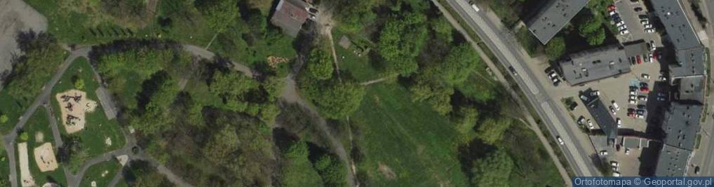 Zdjęcie satelitarne Ośrodek Szkoleniowo-Sportowy LOK