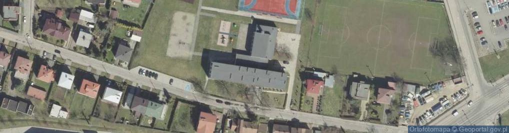 Zdjęcie satelitarne Branżowa Szkoła I Stopnia Im. 16 Pułku Piechoty Ziemi Tarnowskiej W Tarnowie