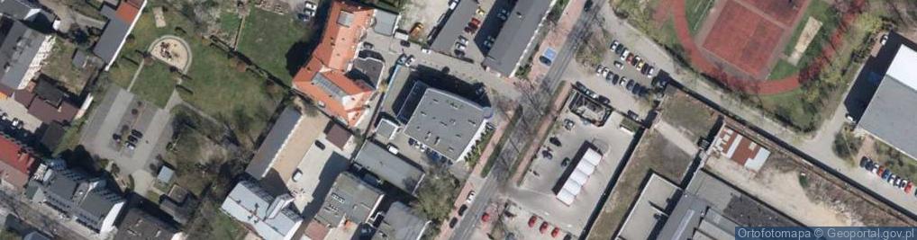Zdjęcie satelitarne Branżowa Szkoła I Stopnia Zakładu Doskonalenia Zawodowego W Warszawie Centrum Kształcenia W Płocku
