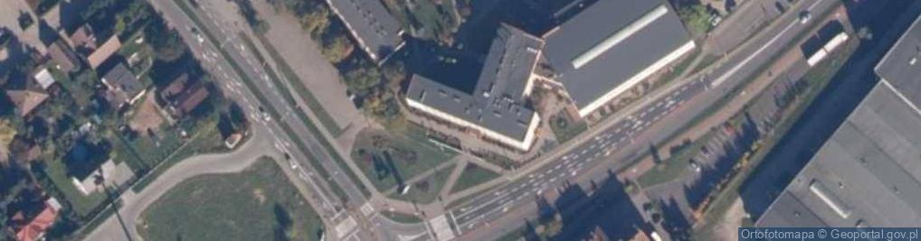 Zdjęcie satelitarne Zasadnicza Szkoła Zawodowa Zst W Człuchowie