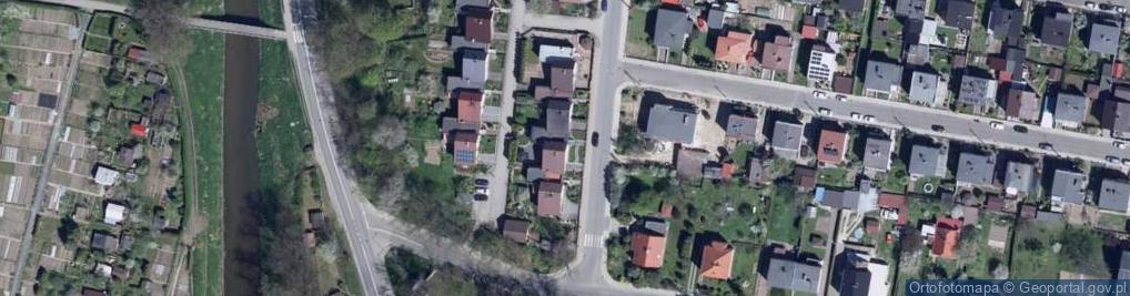 Zdjęcie satelitarne Leszczyńska Leśniak Ewelina Nauka Języków Obcych