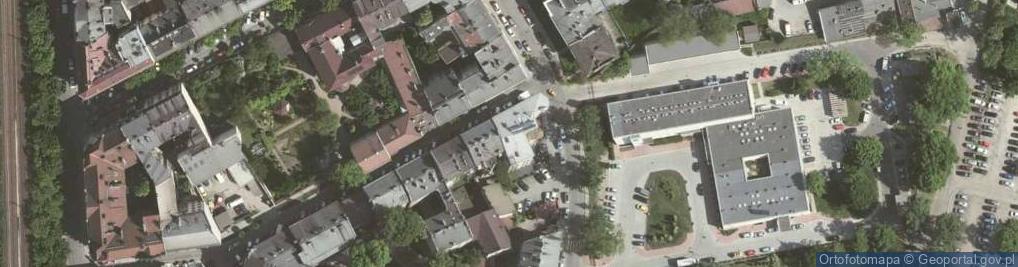 Zdjęcie satelitarne Centrum Edukacji Krakowskiego Towarzystwa Medycznego