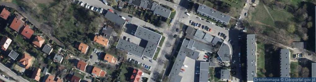 Zdjęcie satelitarne Placówka Kształcenia Ustawicznego 'Elmajo'