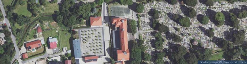 Zdjęcie satelitarne Powiatowe Centrum Edukacji