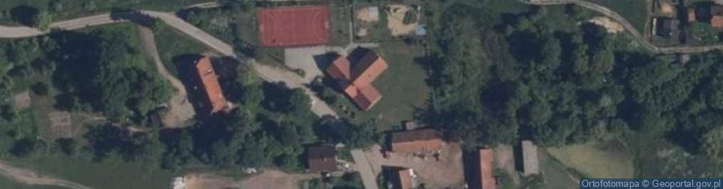 Zdjęcie satelitarne Filia Szkoły Podstawowej W Wieliczkach Z Siedzibą W Cimochach