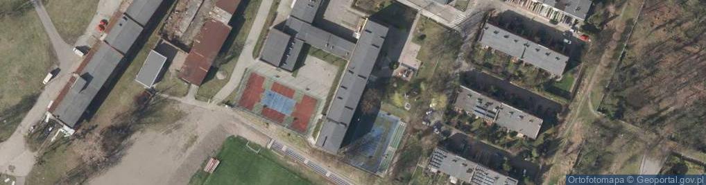 Zdjęcie satelitarne I Społeczna Szkoła Podstawowa Im. Janusza Korczaka Gliwickiego Towarzystwa Szkolnego Im. Janusza Korczaka