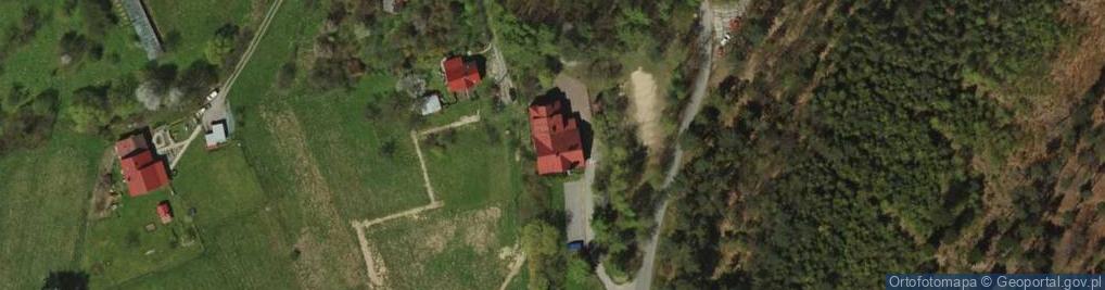 Zdjęcie satelitarne Niepubliczna Szkoła Podstawowa Fundacji Królowej Świętej Jadwigi W Żywcu