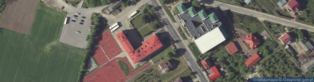 Zdjęcie satelitarne Publiczna Szkoła Podstawowa Im. Ks. J. Poniatowskiego W Annopolu