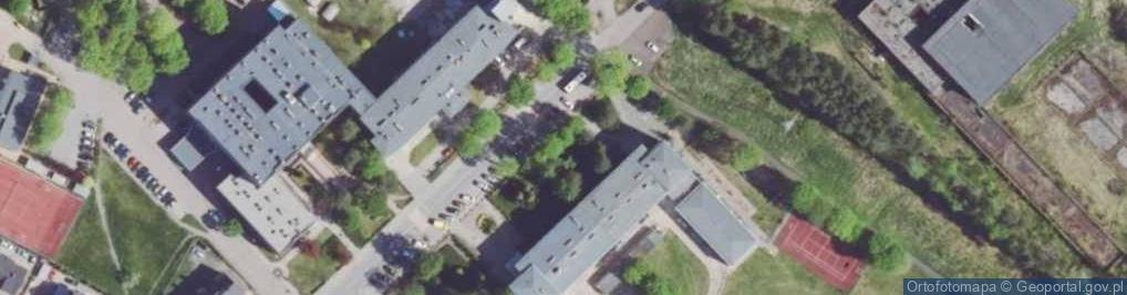 Zdjęcie satelitarne Publiczna Szkoła Podstawowa Nr 1 Im. Marii Skłodowskiej-Curie W Ozimku