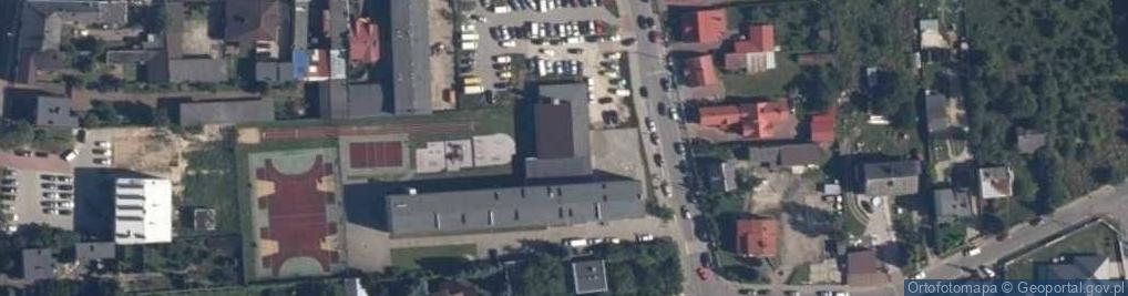 Zdjęcie satelitarne Publiczna Szkoła Podstawowa Nr 1 Z Oddziałami Integracyjnymi Im.jana III Sobieskiego W Szydłowcu