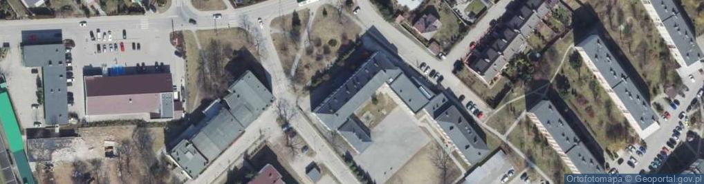 Zdjęcie satelitarne Publiczna Szkoła Podstawowa Nr 3 Im. Generała Tadeusza Bora-Komorowskiego