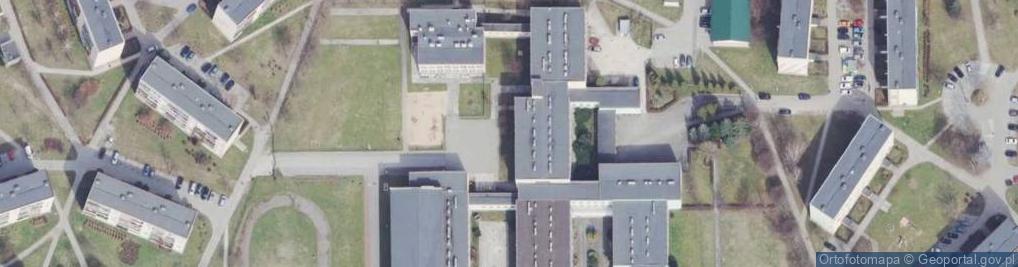 Zdjęcie satelitarne Publiczna Szkoła Podstawowa Nr 7 Im. Henryka Sienkiewicza W Ostrowcu Świętokrzyskim