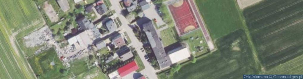 Zdjęcie satelitarne Publiczna Szkoła Podstawowa W Lubecku