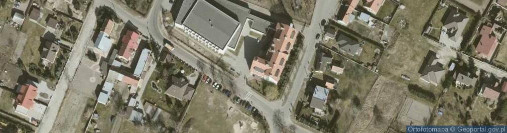 Zdjęcie satelitarne SP im. Kawalerów Orderu Uśmiechu w Marcinkowicach